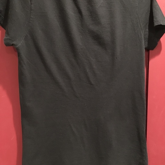 Batman logo T-shirt from Hot Topic - Picture 2 of 3